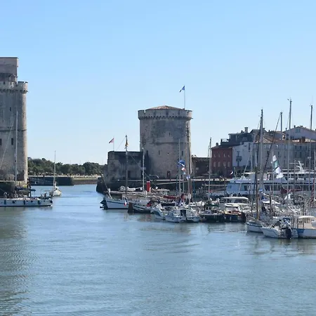 Pet Friendly In La Rochelle With Wifi *