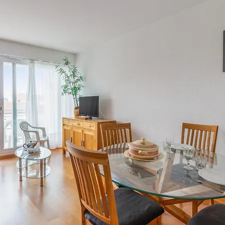 Pet Friendly In La Rochelle With Wifi Apartment *