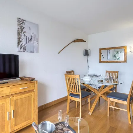 Pet Friendly In With Wifi Apartment *